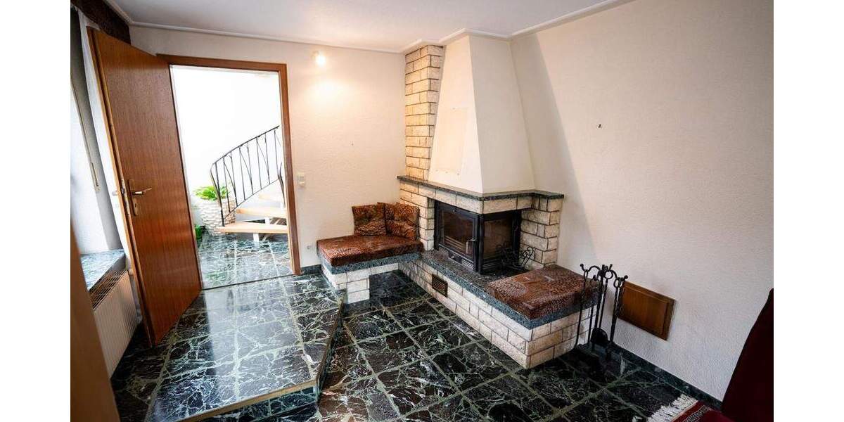 Terrassenwohnung Tuttlingen - 5 Zimmer, 170 m&sup2;, 1.600&euro; | Angebot:26500022