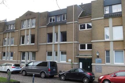 Wohnung Neumünster - 3 Zimmer, 124 m&sup2;, 1.240&euro; | Angebot:24588054