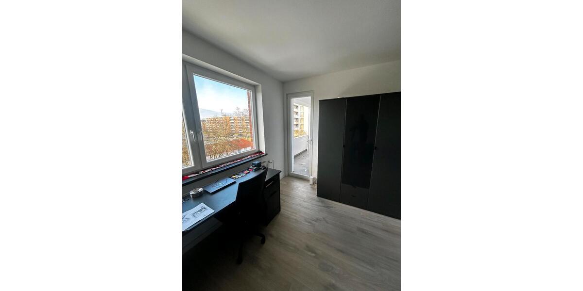 Wohnen auf Zeit Hannover Bothfeld-Vahrenheide - 3 Zimmer, 19 m&sup2;, 585&euro; | Angebot:24533688