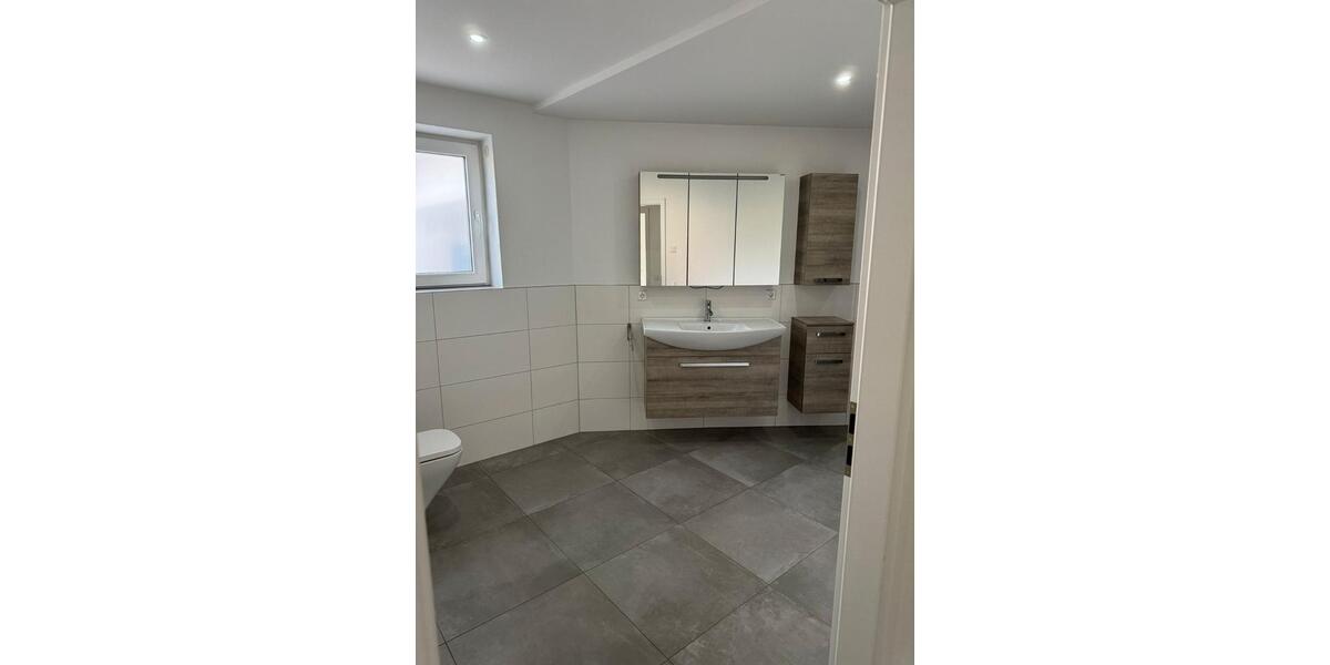 Erdgeschoßwohnung Oedheim - 2.5 Zimmer, 85 m&sup2;, 900&euro; | Angebot:26620994