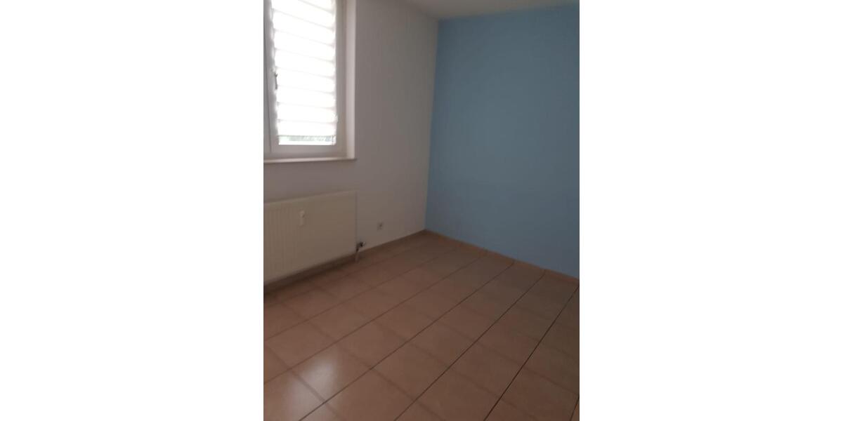 Etagenwohnung Wirges - 4 Zimmer, 98 m&sup2;, 1.300&euro; | Angebot:26603502