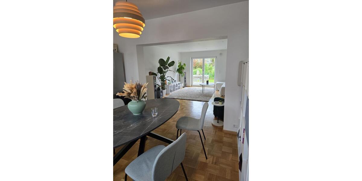 Wohnen auf Zeit Freiburg im Breisgau Haslach - 3.5 Zimmer, 81 m&sup2;, 800&euro; | Angebot:26199959