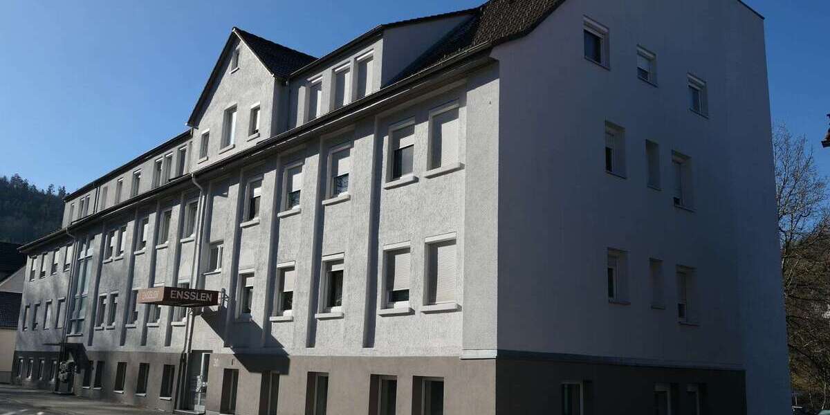 Einzelhandel in Ebhausen 880 € 130.5 m² zimmer