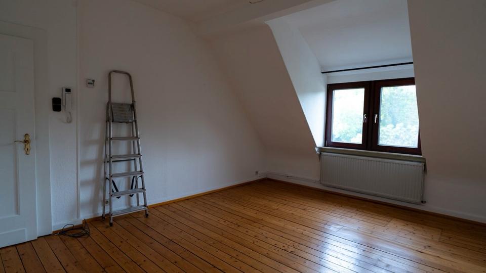 Dachgeschoßwohnung Saarbrücken St. Arnual - 3 Zimmer, 80 m&sup2;, 980&euro; | Angebot:26236826