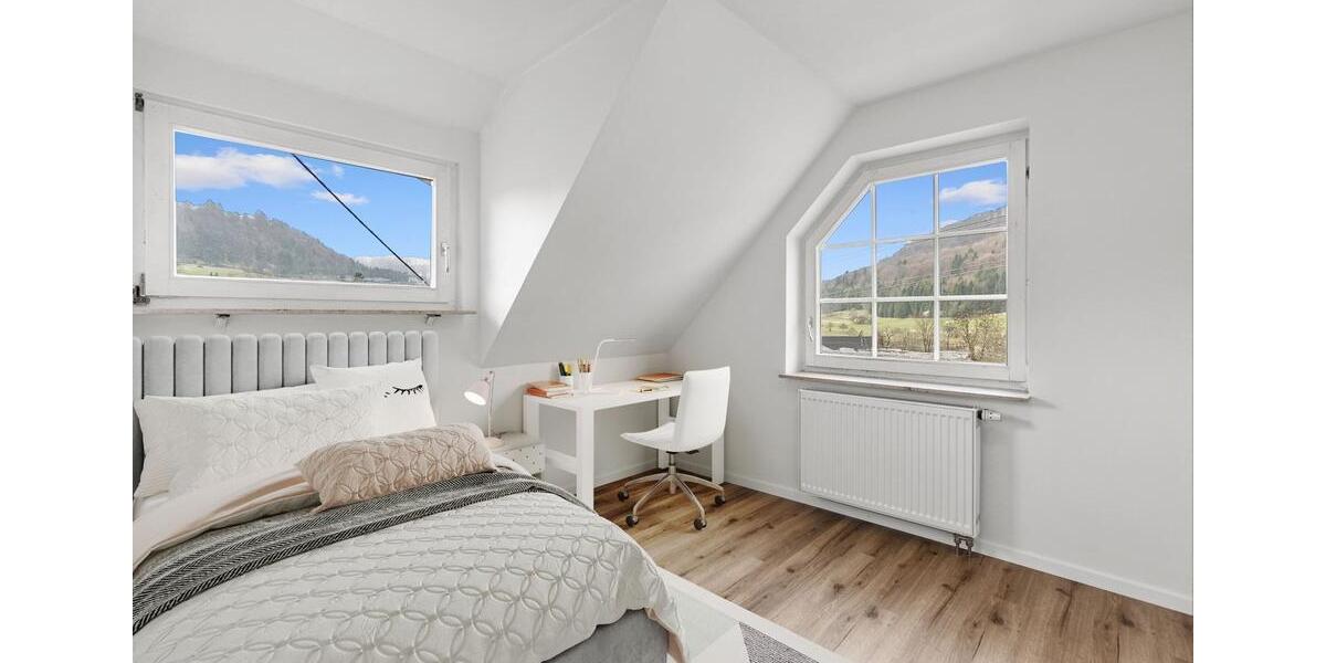 Maisonettenwohnung Albstadt Gemarkung Burgfelden - 4 Zimmer, 102 m&sup2;, 900&euro; | Angebot:26336055