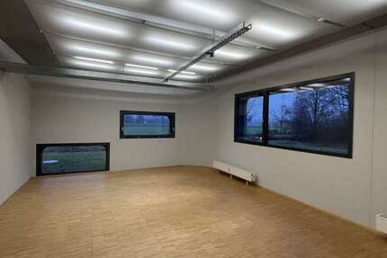 Büro in Augsburg 390 € 29 m²