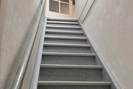 Gemütliche Dachgeschosswohnung in zentraler Lage ohne Haustiere 3 zimmer