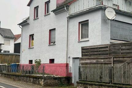 Haus Wetzlar Blasbach - 6 Zimmer, 158 m&sup2;, 1.400&euro; | Angebot:24911811