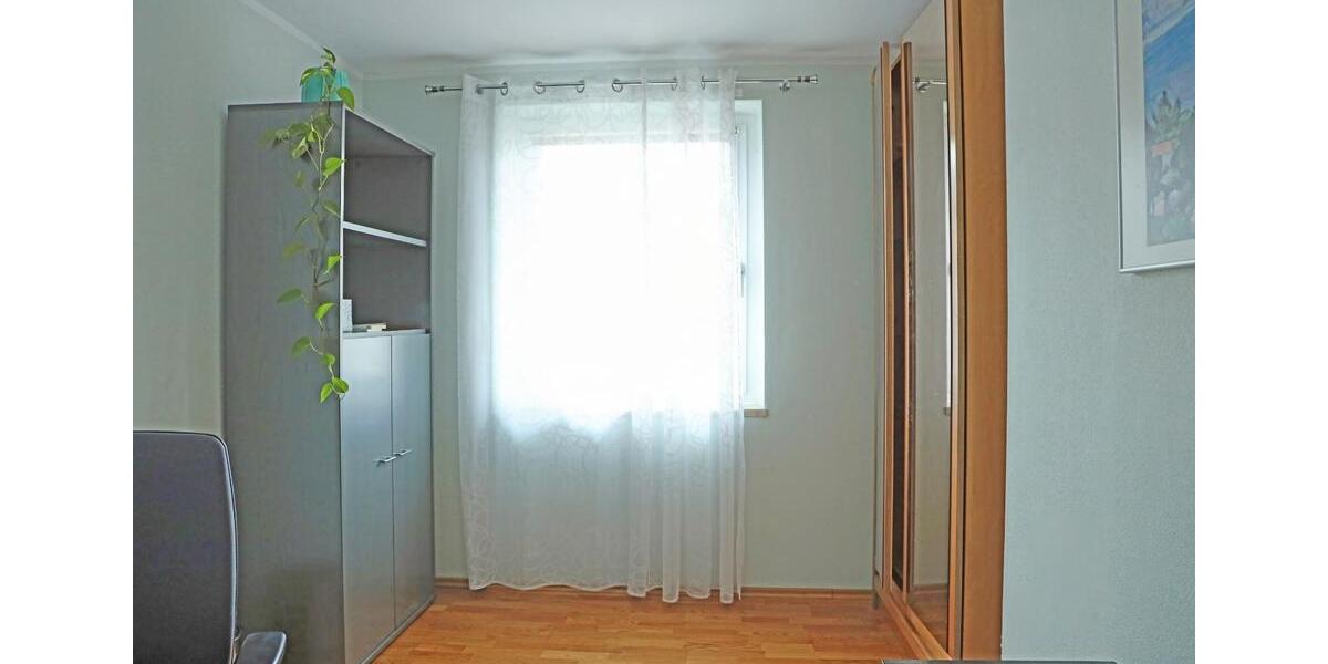 Etagenwohnung Stuttgart Stuttgart-Süd - 3 Zimmer, 70 m&sup2;, 1.290&euro; | Angebot:26109807
