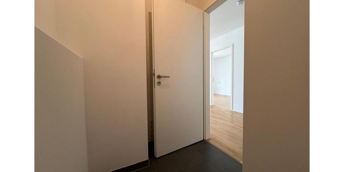 Etagenwohnung Stuttgart - 2 Zimmer, 75 m&sup2;, 1.450&euro; | Angebot:26196244