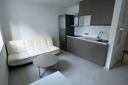 Haus Kelsterbach - 2 Zimmer, 32 m&sup2;, 1.050&euro; | Angebot:26177695