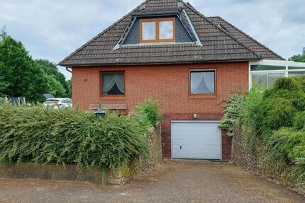 Haus Eddelak - 7 Zimmer, 200 m&sup2;, 1.100&euro; | Angebot:25298740