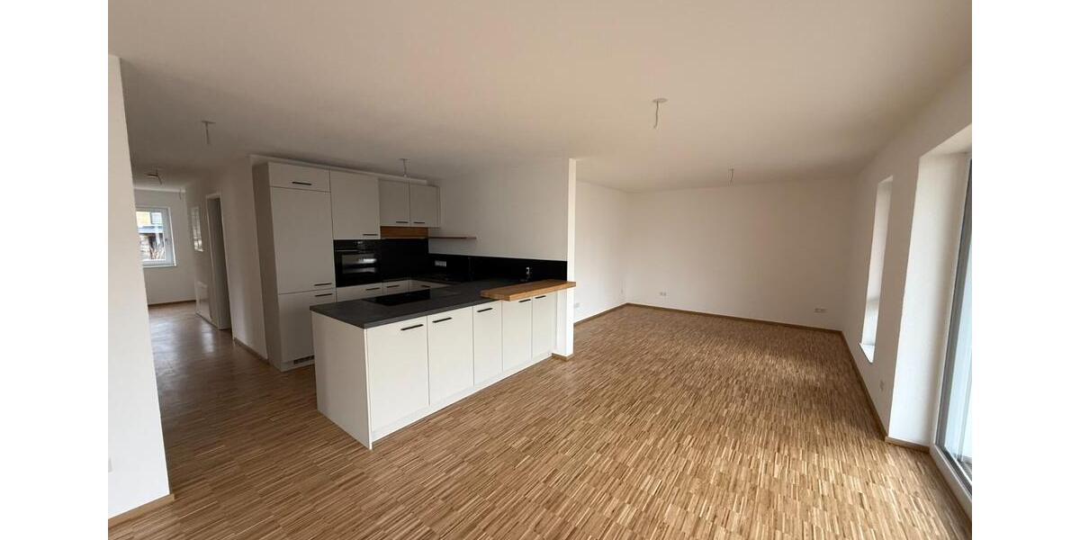 Erdgeschoßwohnung Illertissen - 3 Zimmer, 97 m&sup2;, 1.400&euro; | Angebot:25217469