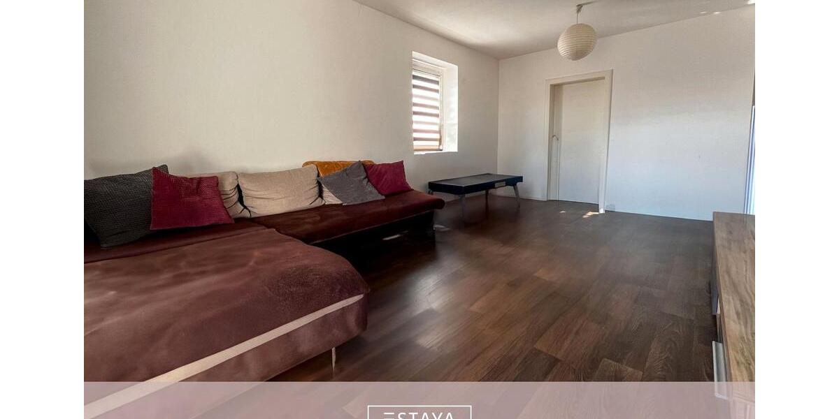 Dachgeschoßwohnung Oberlungwitz - 3 Zimmer, 55 m&sup2;, 300&euro; | Angebot:26003184