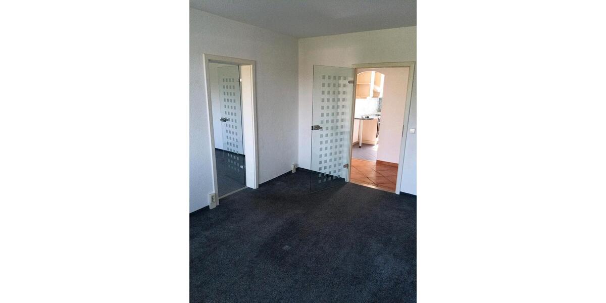 Etagenwohnung Kirchberg - 3 Zimmer, 65 m&sup2;, 600&euro; | Angebot:24417673