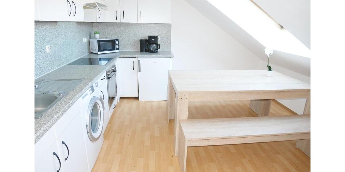 Wohnen auf Zeit Schwandorf - 3 Zimmer, 60 m&sup2;, 84&euro; | Angebot:18415461