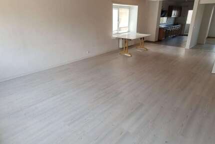 Wohnung Sindelfingen Sindelfingen (Stadt) - 4 Zimmer, 121 m&sup2;, 1.330&euro; | Angebot:26100172