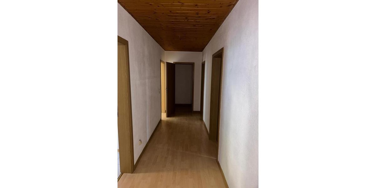 Etagenwohnung Aue-Bad Schlema Bad Schlema - 2 Zimmer, 60 m&sup2;, 330&euro; | Angebot:25906326