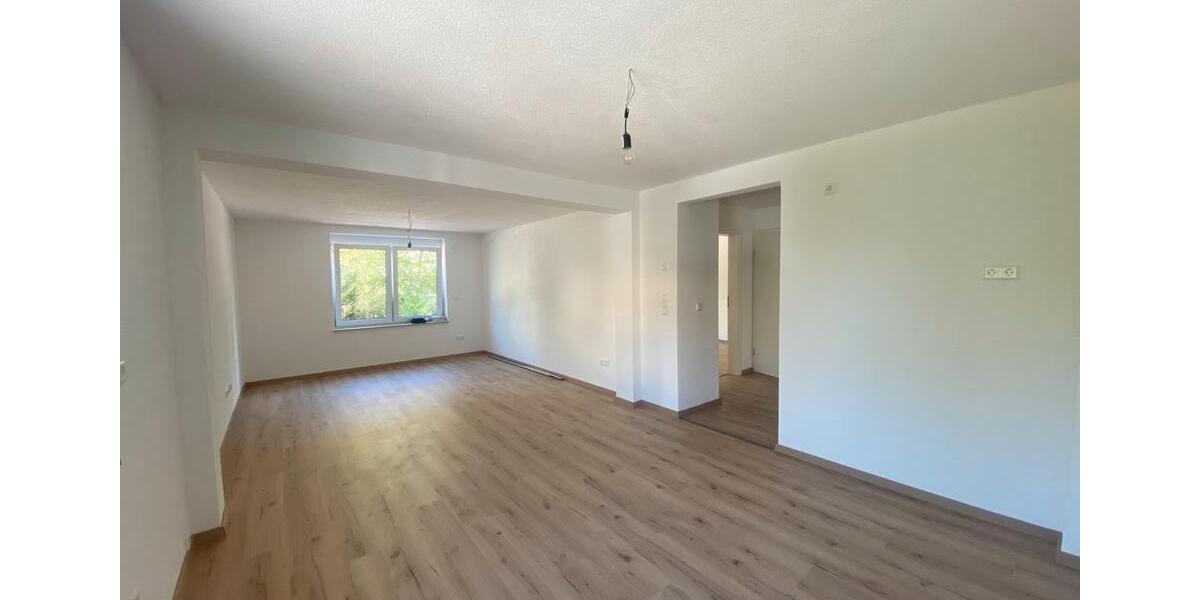 Erdgeschoßwohnung Aalen - 3 Zimmer, 68 m&sup2;, 1.160&euro; | Angebot:25992070