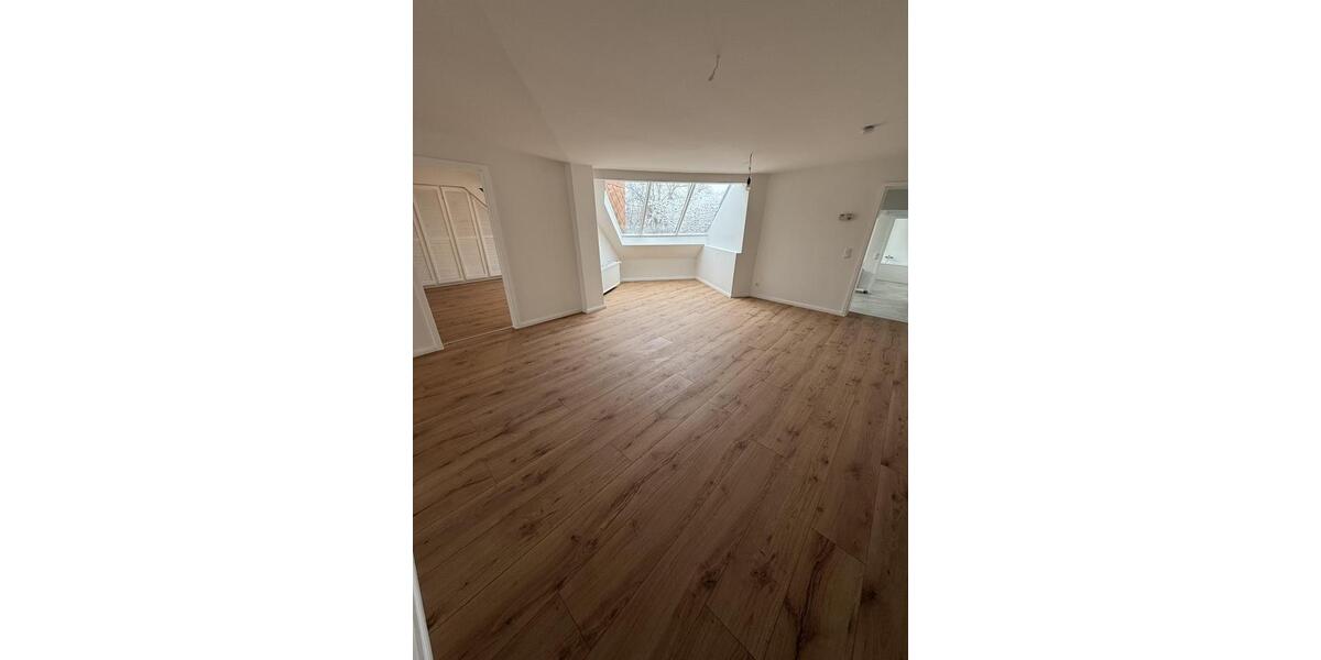 Einfamilienhaus Berlin Charlottenburg-Wilmersdorf - 3 Zimmer, 152 m&sup2;, 2.386&euro; | Angebot:25144230