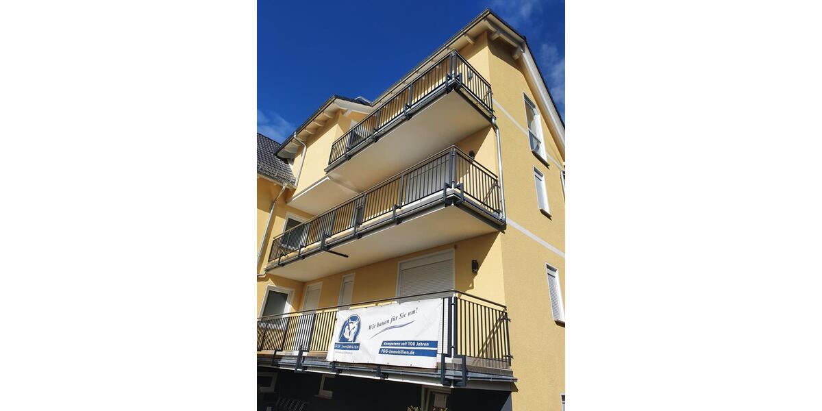 Hochparterre Wiesbaden Nordost - 3 Zimmer, 84 m&sup2;, 1.260&euro; | Angebot:24850707