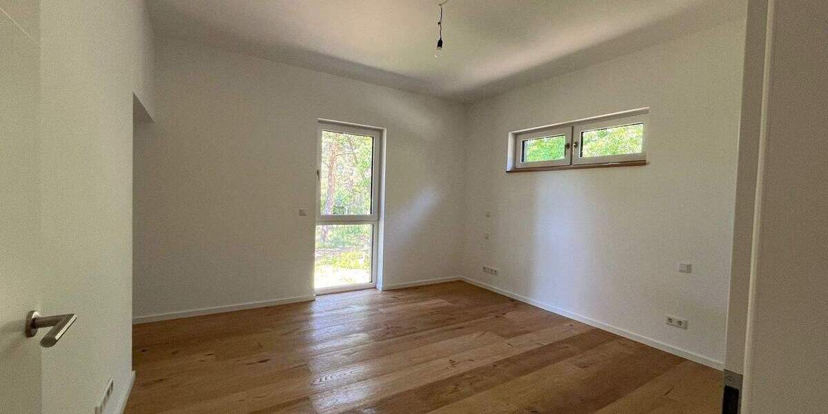 Einfamilienhaus Schwerin - 4 Zimmer, 139 m&sup2;, 2.100&euro; | Angebot:25262671