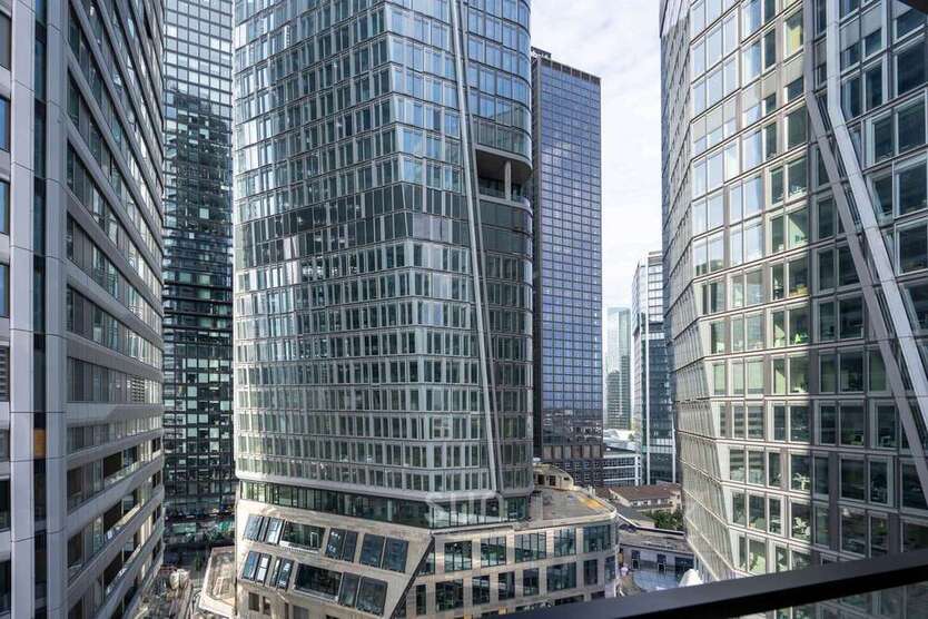 Wohnung zum Mieten in Frankfurt am Main 2.200 € 89 m²