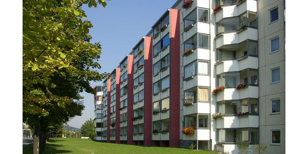Etagenwohnung Gera Lusan - 2 Zimmer, 51 m&sup2;, 321&euro; | Angebot:27293013