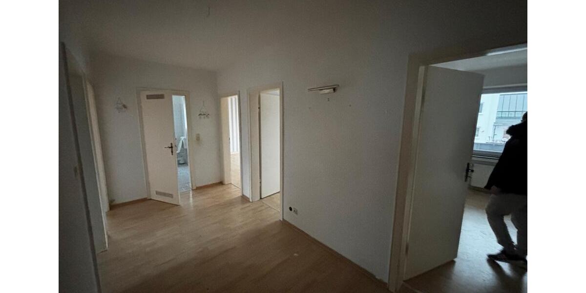 Etagenwohnung Einbeck - 4 Zimmer, 88 m&sup2;, 904&euro; | Angebot:24817138