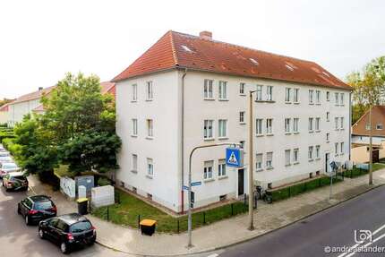 Wohnung zum Mieten in Magdeburg 336 € 48 m² 2 zimmer