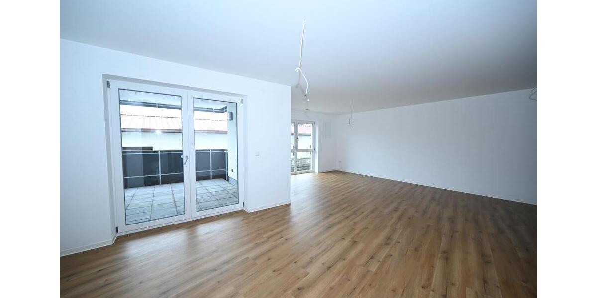 Etagenwohnung Seubersdorf in der Oberpfalz - 4 Zimmer, 123 m&sup2;, 1.190&euro; | Angebot:24534553