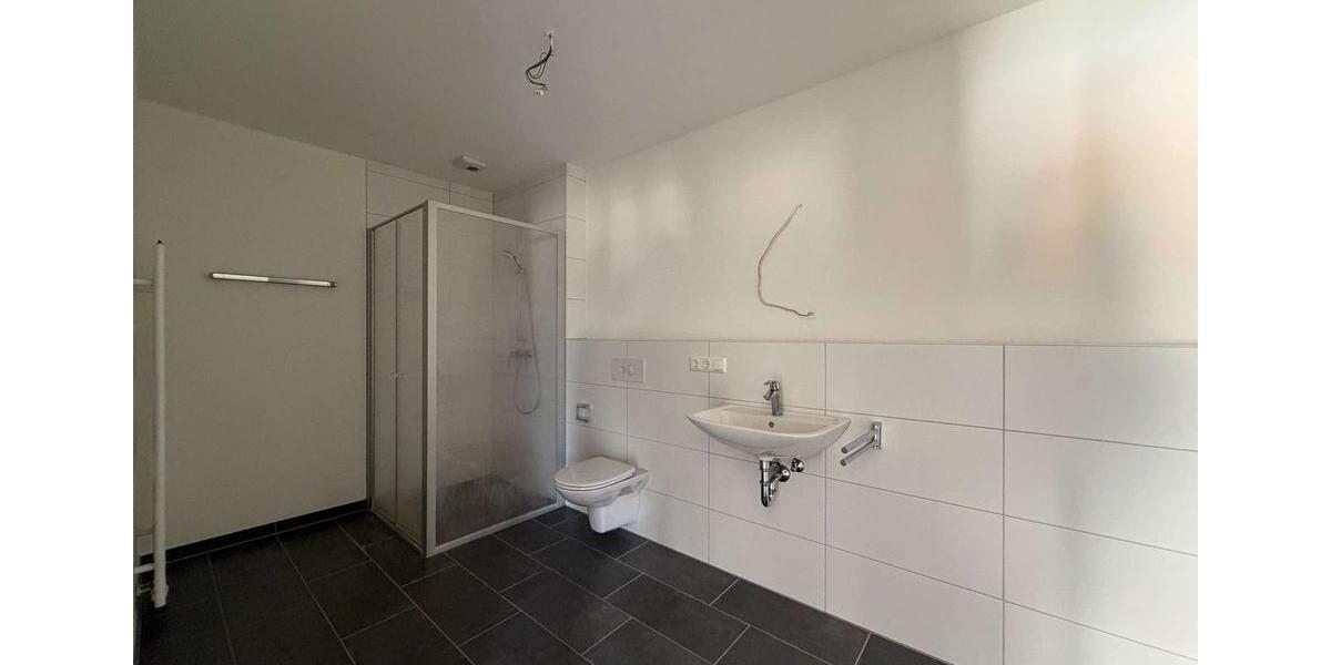 Etagenwohnung Butzbach - 3 Zimmer, 80 m&sup2;, 1.050&euro; | Angebot:25919018