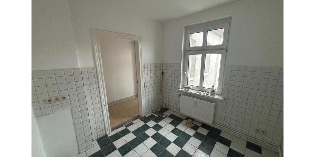 Etagenwohnung Salzwedel - 3 Zimmer, 85 m&sup2;, 390&euro; | Angebot:25841704