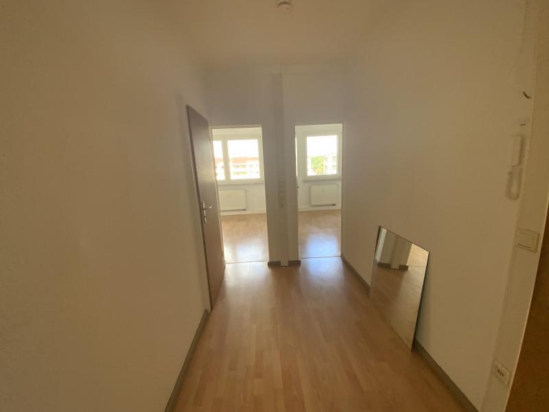 4 -Zimmerwohnung mit Balkon in ruhiger Wohnlage zimmer