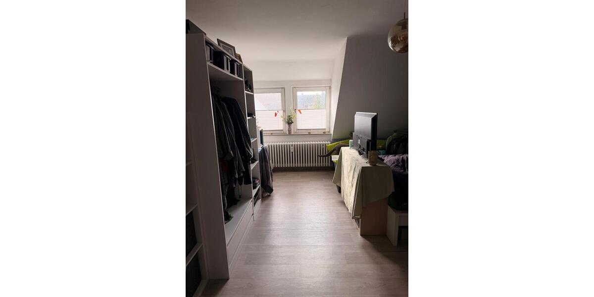 Etagenwohnung Rinteln - 3 Zimmer, 90 m&sup2;, 1.000&euro; | Angebot:25961105