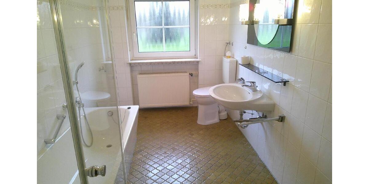 Erdgeschoßwohnung Hünfeld - 2 Zimmer, 73 m&sup2;, 620&euro; | Angebot:24711573