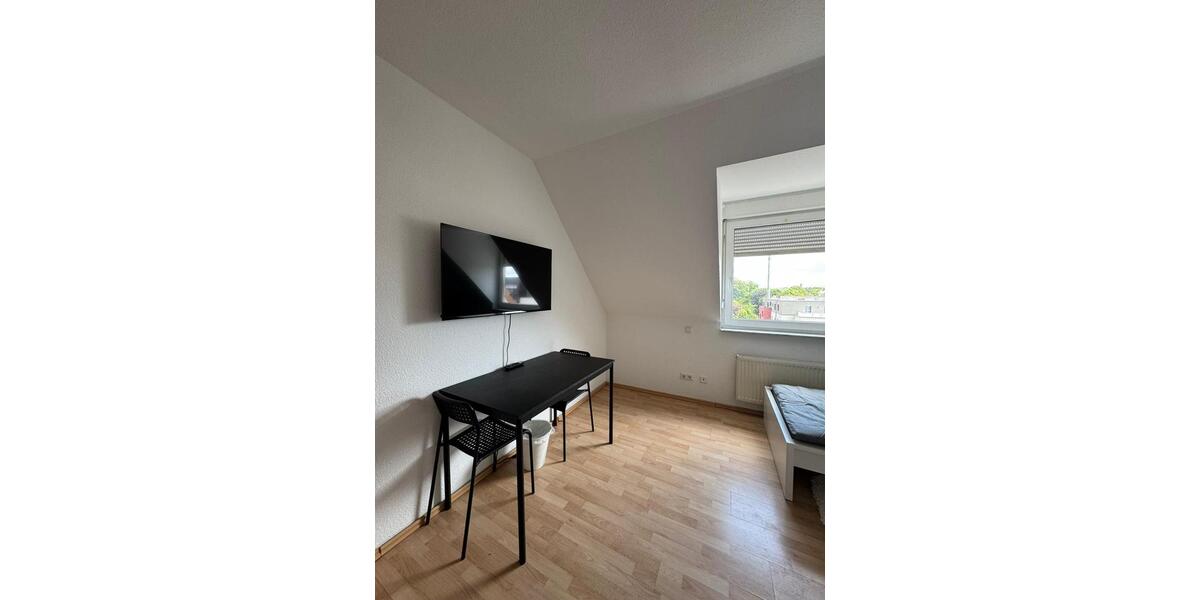 Monteurwohnung mit 6 Zimmern (12 Betten) in 59497 Werl 6 zimmer