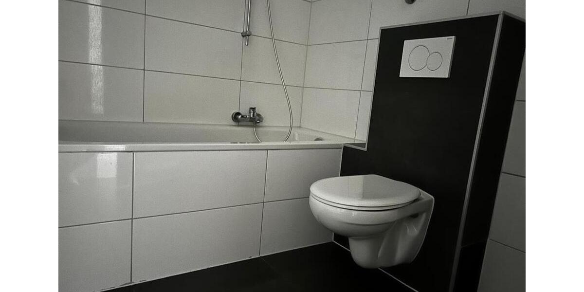 3 Zimmer Wohnung mit Balkon ab sofort Verfügbar zimmer