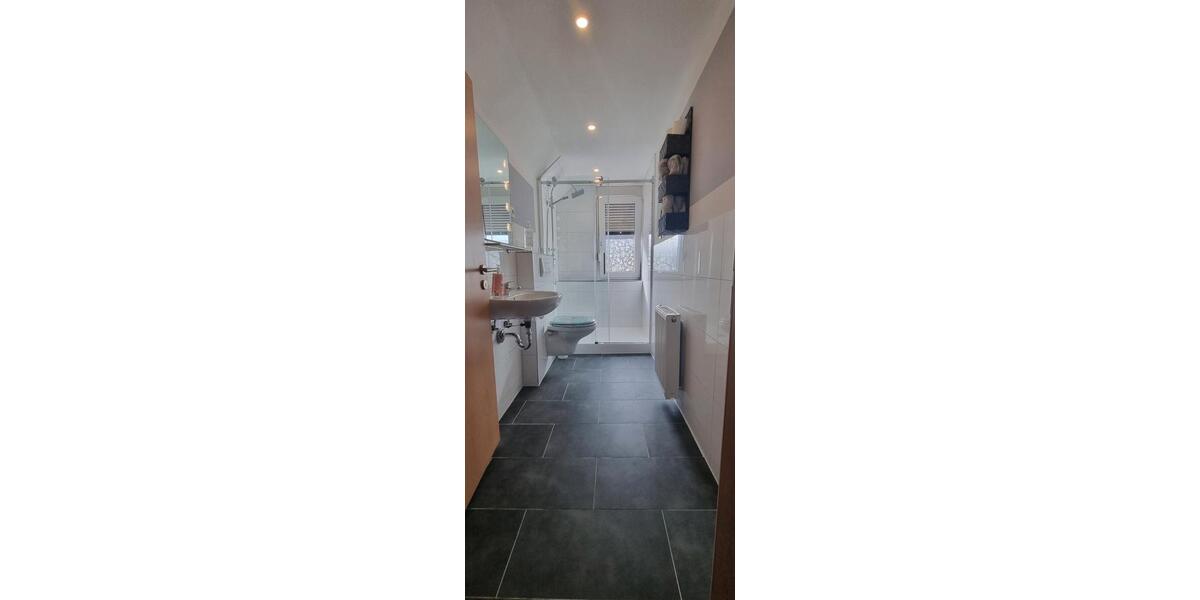 Wohnen auf Zeit Nordhorn - 4 Zimmer, 120 m&sup2;, 25&euro; | Angebot:13659318