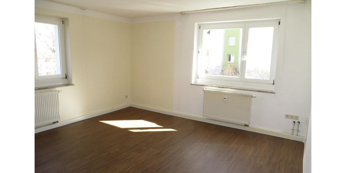 Schöne, helle 3-Zi-Whg in toller Lage auf dem Pirnaer Sonnenstein 3 zimmer