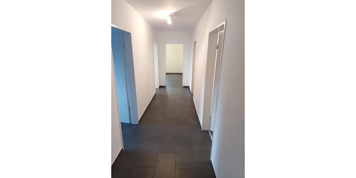 Dachgeschoßwohnung Geeste - 4 Zimmer, 110 m&sup2;, 770&euro; | Angebot:25698822