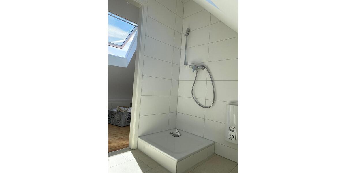 Dachgeschoßwohnung Freiburg im Breisgau Ebnet - 3 Zimmer, 50 m&sup2;, 1.200&euro; | Angebot:26440315