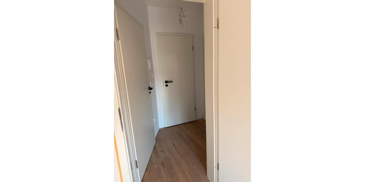Hochparterre Hockenheim - 4 Zimmer, 100 m&sup2;, 1.380&euro; | Angebot:25841328