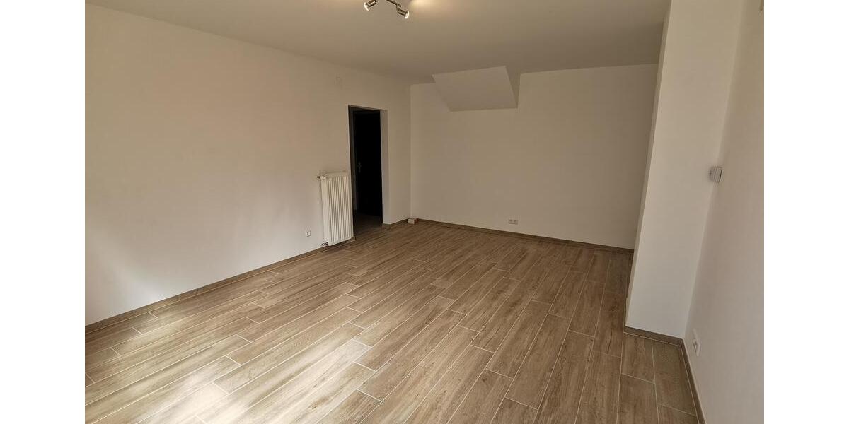 Etagenwohnung Kaiserslautern - 1 Zimmer, 43 m&sup2;, 480&euro; | Angebot:25887968