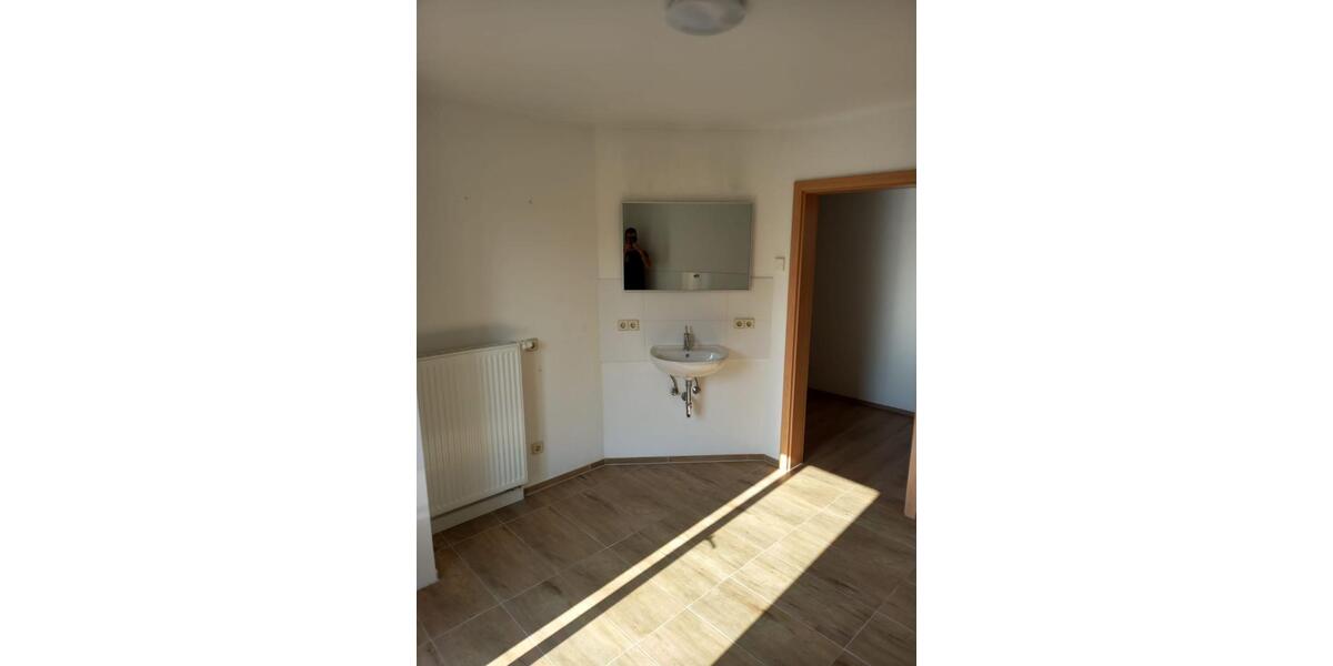 Dachgeschoßwohnung Colditz - 3 Zimmer, 105 m&sup2;, 700&euro; | Angebot:26445173