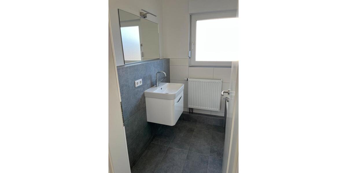 Dachgeschoßwohnung Pforzheim Brötzingen - 2 Zimmer, 60 m&sup2;, 950&euro; | Angebot:26532909