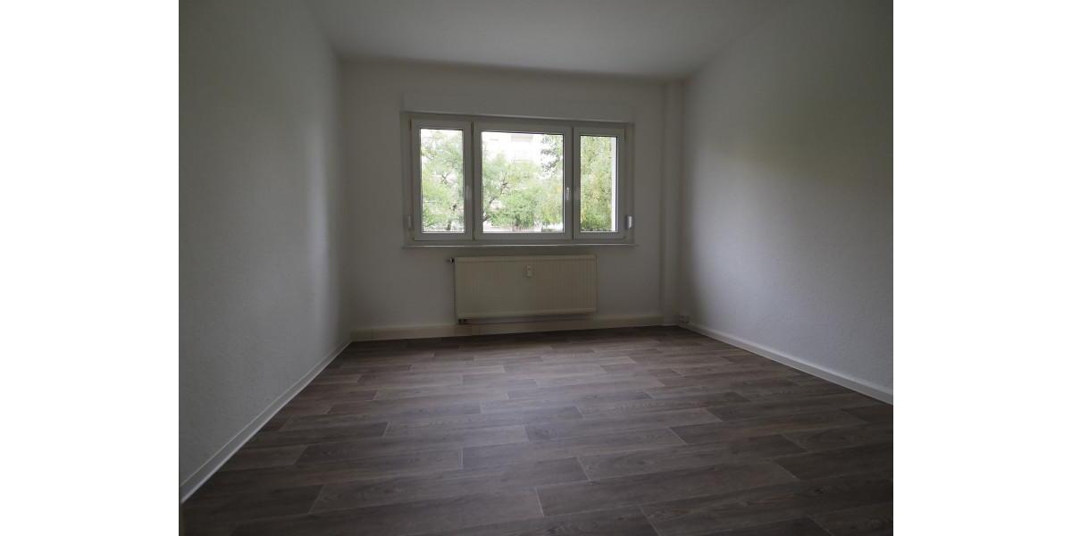 Erdgeschoßwohnung Altenburg - 3 Zimmer, 58 m&sup2;, 380&euro; | Angebot:24438850