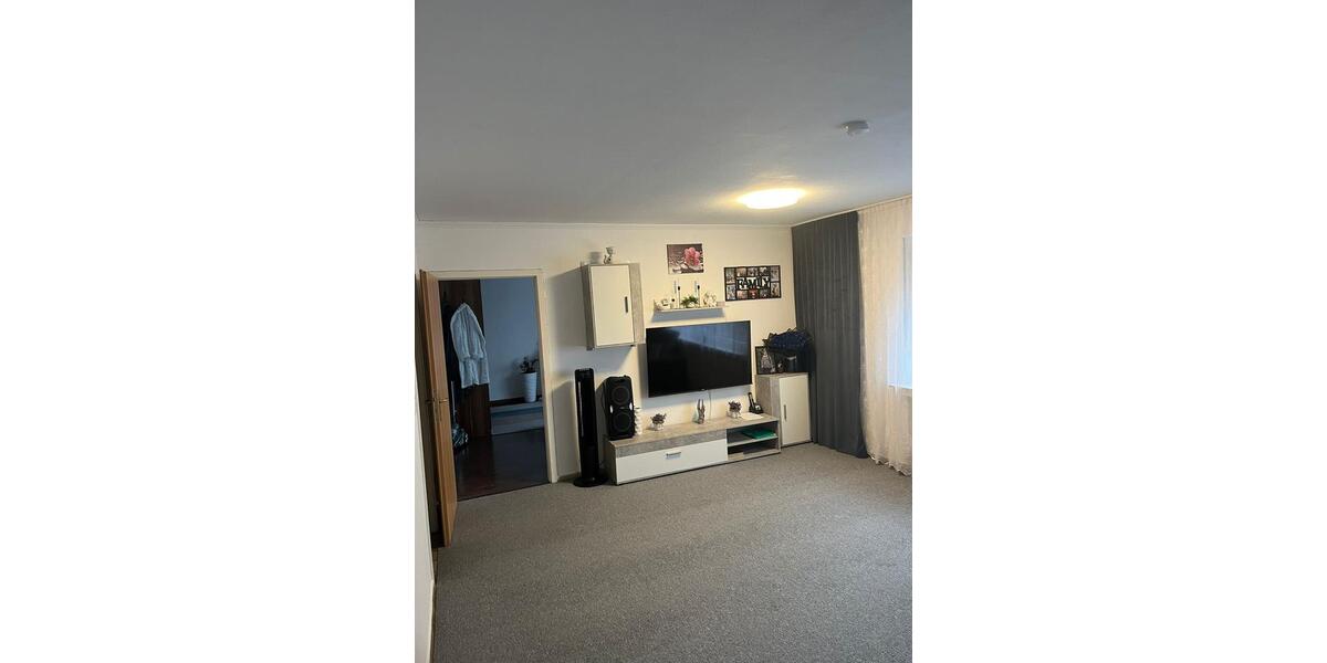 Etagenwohnung Borgholzhausen - 4 Zimmer, 90 m&sup2;, 1.000&euro; | Angebot:24685225