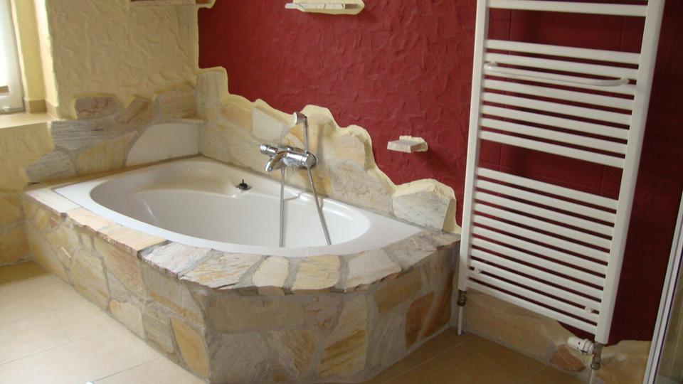 Erdgeschoßwohnung Löbau - 2 Zimmer, 65 m&sup2;, 380&euro; | Angebot:25053104