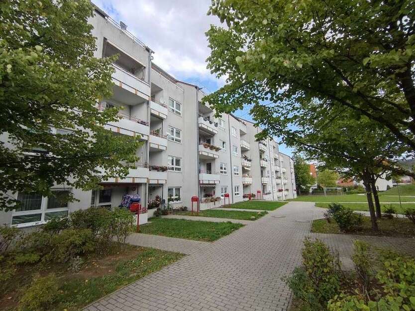 Wohnung zum Mieten in Naumburg (Saale) 471 € 69.18 m²